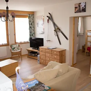 1550 - Veritable Aux Pieds - Les Tovets T2 - 47m2 - 4p Apartment